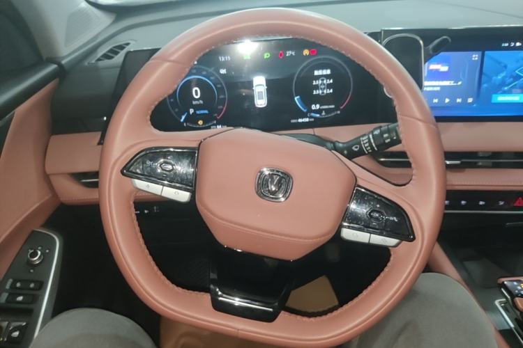 Used CHANGAN CS75 PLUS 2023 3rd Generation 1.5T Automatic Prestige Model Steering Wheel