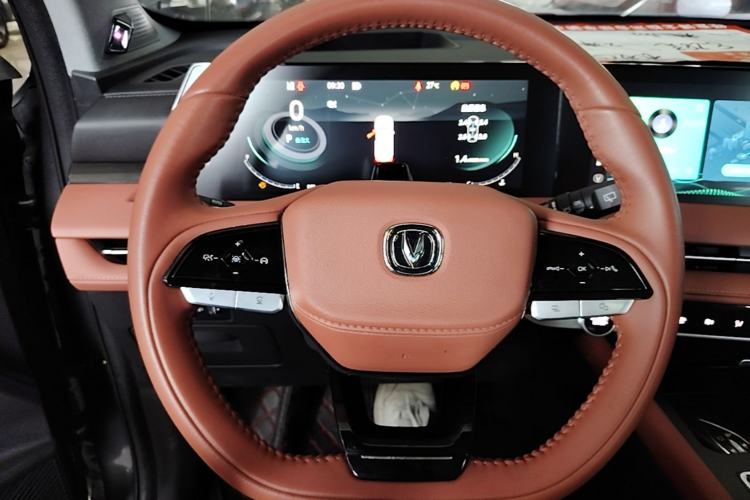 Used CHANGAN CS75 PLUS 2023 3rd Generation 1.5T Automatic Pilot Model Steering Wheel