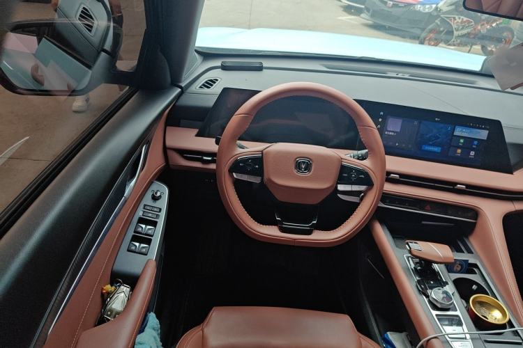 Used CHANGAN CS75 PLUS 2023 3rd Generation 1.5T Automatic Prestige Model Steering Wheel