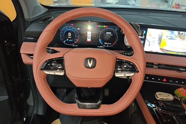 Used CHANGAN CS75 PLUS 2023 3rd Generation 1.5T Automatic Prestige Model Steering Wheel