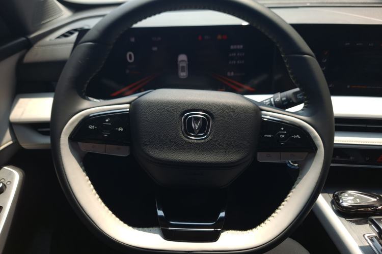 Used CHANGAN CS75 PLUS 2023 3rd Generation 1.5T Automatic Prestige Model Steering Wheel