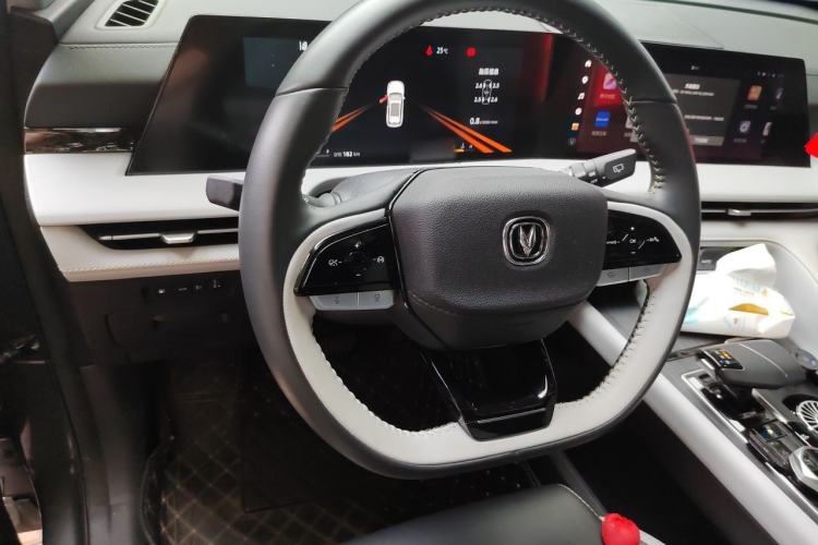 Used CHANGAN CS75 PLUS 2023 3rd Generation 2.0T Automatic Prestige Version Steering Wheel