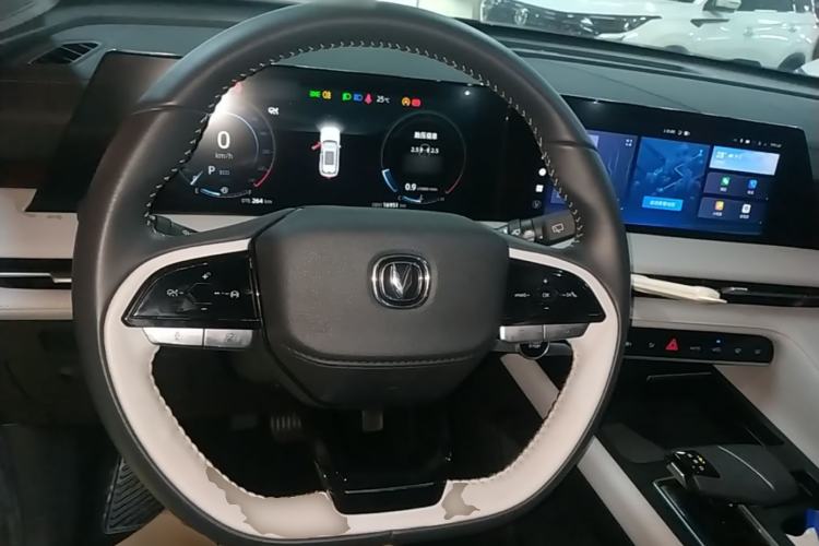 Used CHANGAN CS75 PLUS 2023 3rd Generation 1.5T Automatic Prestige Model Steering Wheel