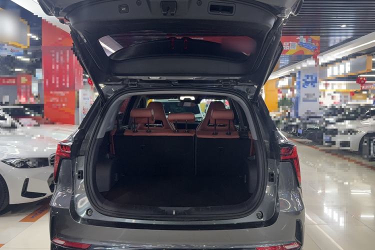 Used CHANGAN CS75 PLUS 2023 3rd Generation 1.5T Automatic Pilot Model Trunk