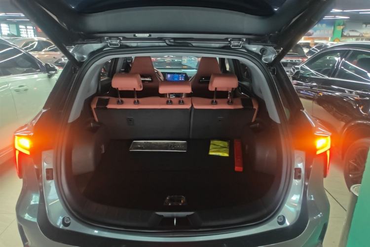 Used CHANGAN CS75 PLUS 2023 3rd Generation 1.5T Automatic Prestige Model Trunk
