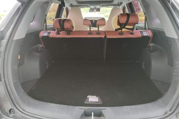 Used CHANGAN CS75 PLUS 2023 3rd Generation 1.5T Automatic Prestige Model Trunk