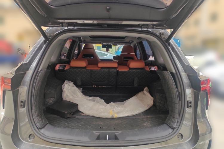 Used CHANGAN CS75 PLUS 2023 3rd Generation 1.5T Automatic Prestige Model Trunk