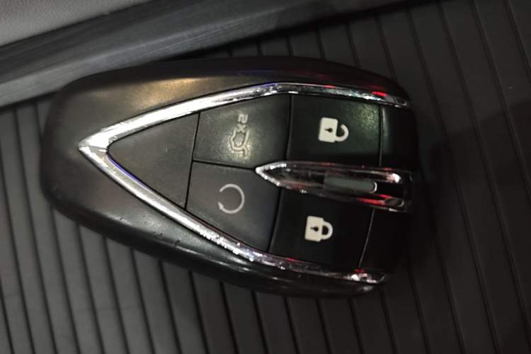 Used CHANGAN CS75 PLUS 2023 3rd Generation 1.5T Automatic Prestige Model Vehicle Key