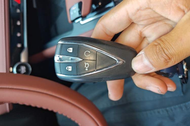 Used CHANGAN CS75 PLUS 2023 3rd Generation 1.5T Automatic Prestige Model Vehicle Key