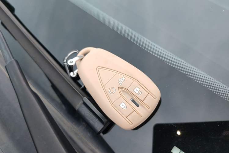 Used CHANGAN CS75 PLUS 2023 3rd Generation 1.5T Automatic Prestige Model Vehicle Key
