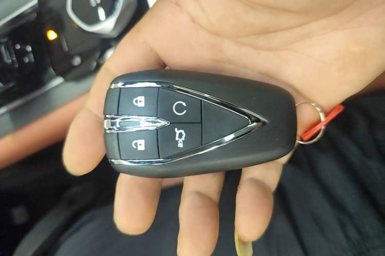 Used CHANGAN CS75 PLUS 2023 3rd Generation 1.5T Automatic Prestige Model Vehicle Key