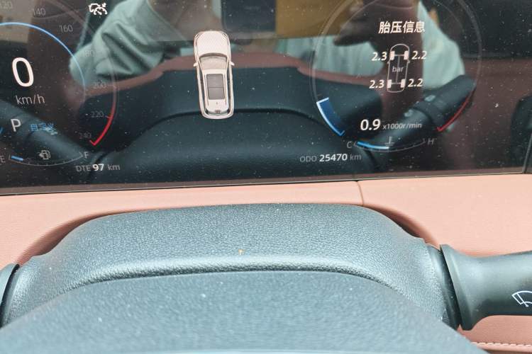 Used CHANGAN CS75 PLUS 2023 3rd Generation 1.5T Automatic Prestige Model Odometer Close Up
