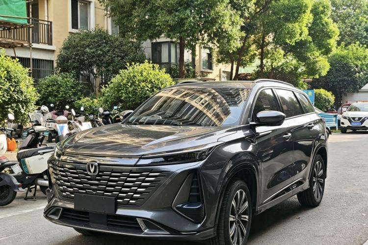 Used CHANGAN CS75 PLUS 2023 3rd Generation 1.5T Automatic Prestige Model Guazi used car, China used car export, Used car for sale, Used cars, Cheapest cars for sale