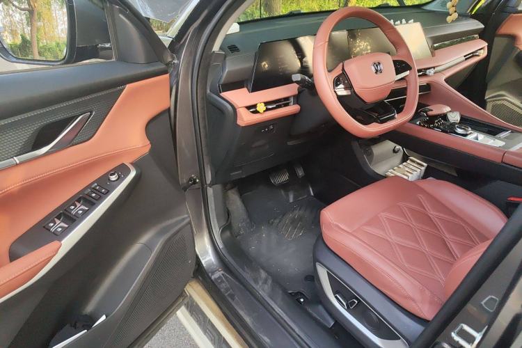 Used CHANGAN CS75 PLUS 2023 3rd Generation 1.5T Automatic Prestige Model Driver Seat