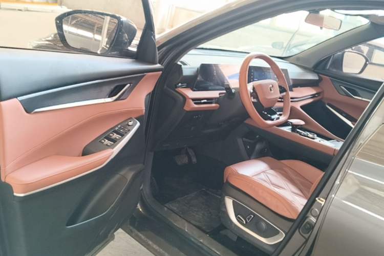 Used CHANGAN CS75 PLUS 2023 3rd Generation 1.5T Automatic Prestige Model Driver Seat