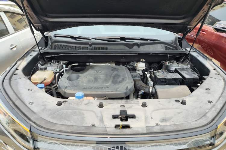 Used CHANGAN CS75 PLUS 2023 3rd Generation 1.5T Automatic Pilot Model Engine Bay