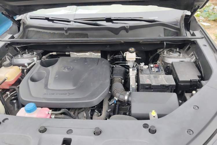 Used CHANGAN CS75 PLUS 2023 3rd Generation 1.5T Automatic Prestige Model Engine Bay