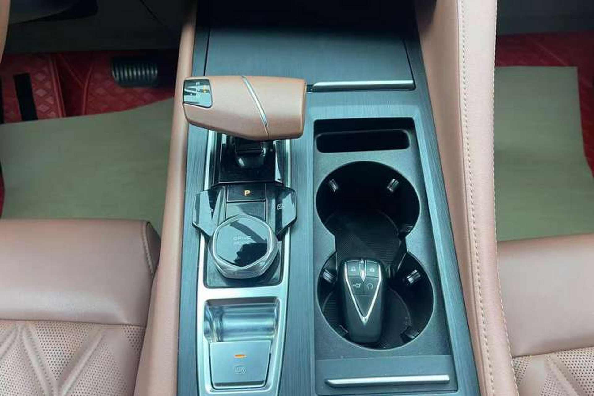 Used CHANGAN CS75 PLUS 2023 3rd Generation 1.5T Automatic Prestige Model Gear Lever
