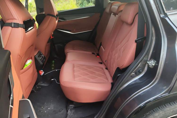 Used CHANGAN CS75 PLUS 2023 3rd Generation 1.5T Automatic Prestige Model Left Rear Seat