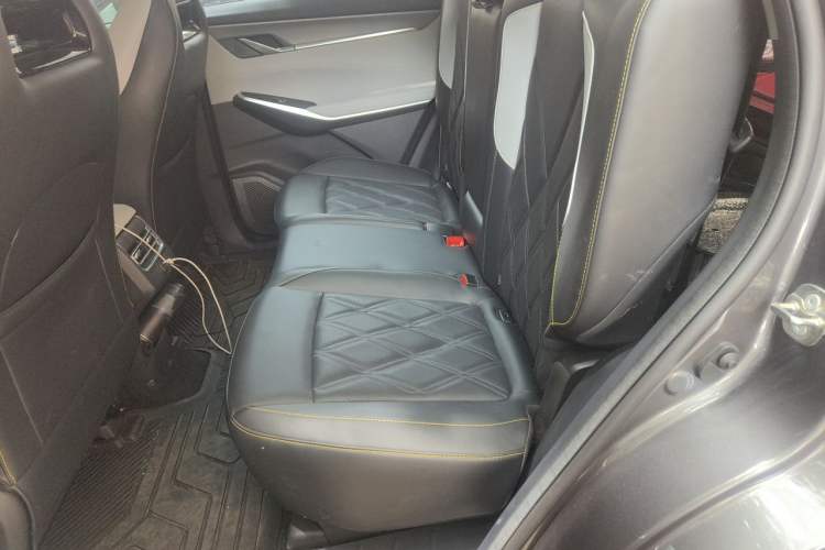 Used CHANGAN CS75 PLUS 2023 3rd Generation 1.5T Automatic Prestige Model Left Rear Seat