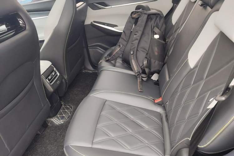 Used CHANGAN CS75 PLUS 2023 3rd Generation 1.5T Automatic Prestige Model Left Rear Seat