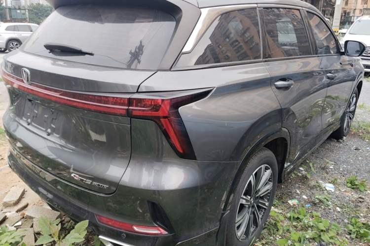 Used CHANGAN CS75 PLUS 2023 3rd Generation 1.5T Automatic Prestige Model Rear Right 45 Deg