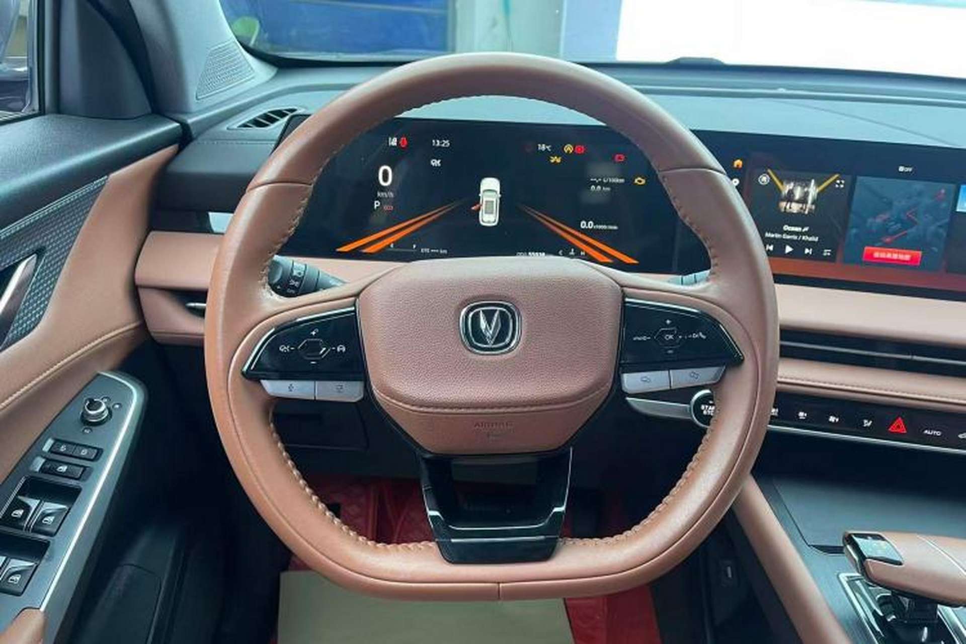Used CHANGAN CS75 PLUS 2023 3rd Generation 1.5T Automatic Prestige Model Steering Wheel