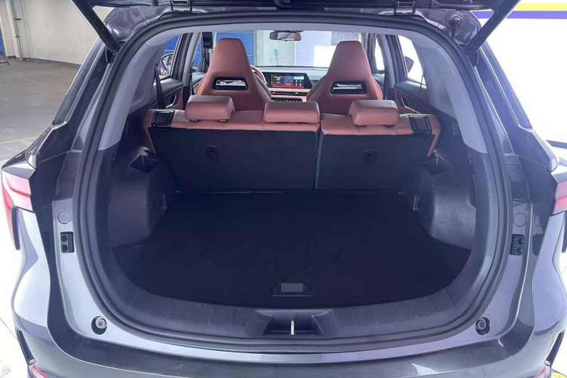 Used CHANGAN CS75 PLUS 2023 3rd Generation 1.5T Automatic Prestige Model Trunk
