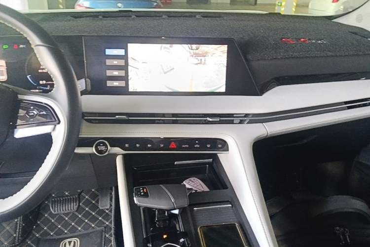 Used CHANGAN CS75 PLUS 2023 3rd Generation 1.5T Automatic Prestige Model Audio And AC Panel