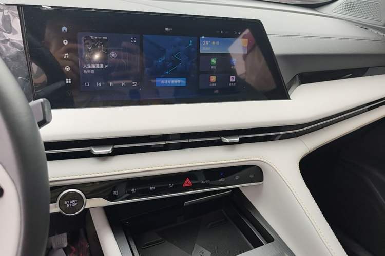 Used CHANGAN CS75 PLUS 2023 3rd Generation 1.5T Automatic Prestige Model Audio And AC Panel