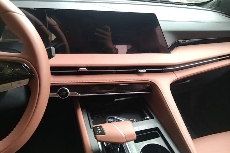 Used CHANGAN CS75 PLUS 2023 3rd Generation 1.5T Automatic Prestige Model Audio And AC Panel