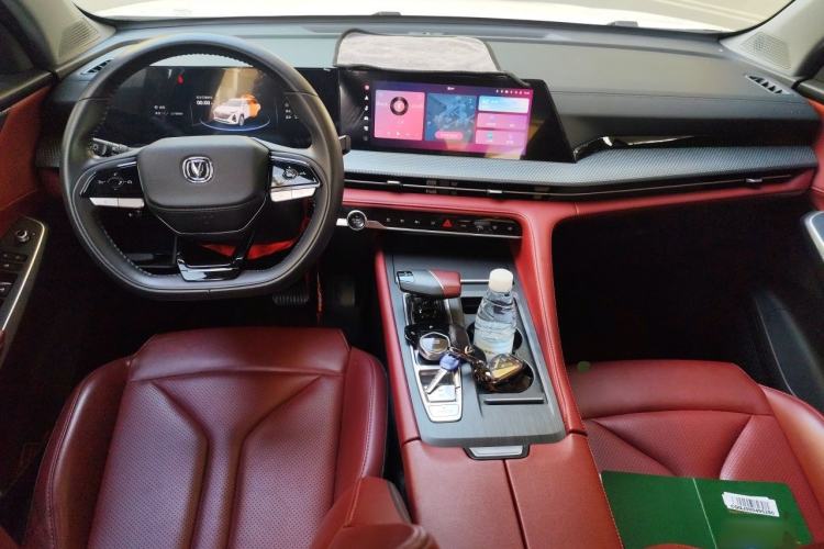 Used CHANGAN CS75 PLUS 2023 2nd Generation 1.5T Automatic Elite Version Center Console