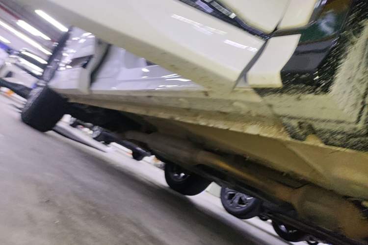 Used CHANGAN CS75 PLUS 2023 3rd Generation 2.0T Automatic Prestige Version Chassis Front Right