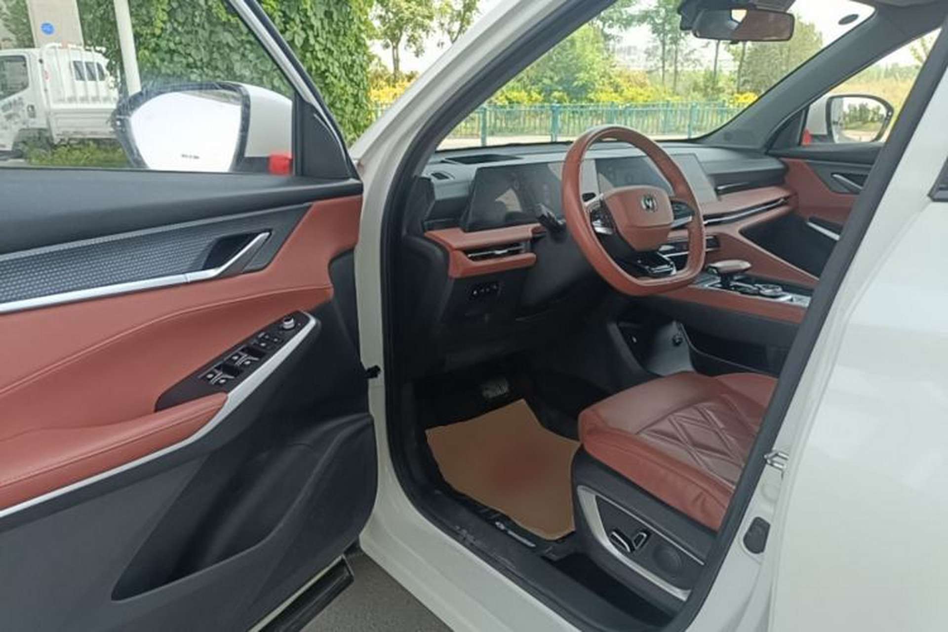 Used CHANGAN CS75 PLUS 2023 3rd Generation 1.5T Automatic Pilot Model Driver Seat