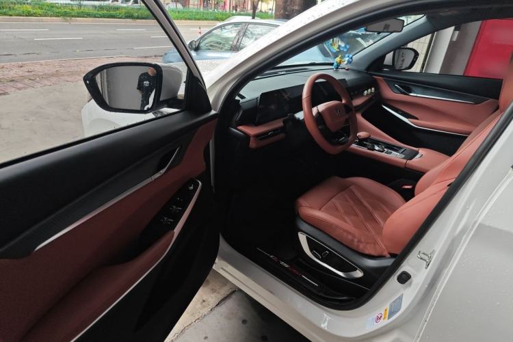 Used CHANGAN CS75 PLUS 2023 3rd Generation 1.5T Automatic Prestige Model Driver Seat