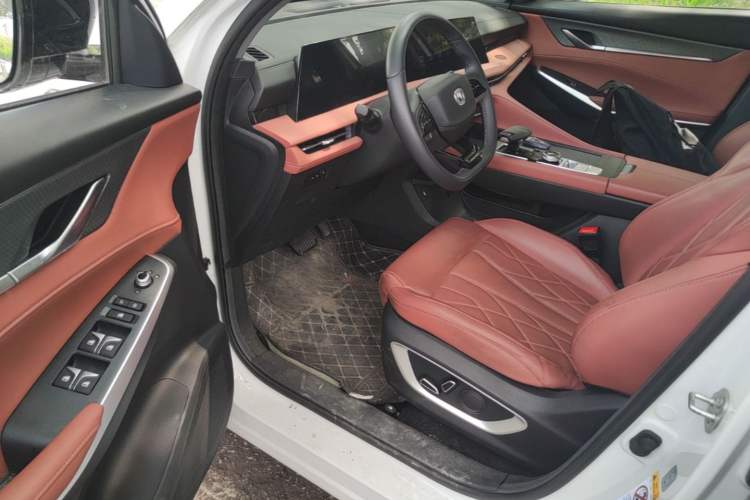 Used CHANGAN CS75 PLUS 2023 3rd Generation 1.5T Automatic Prestige Model Driver Seat