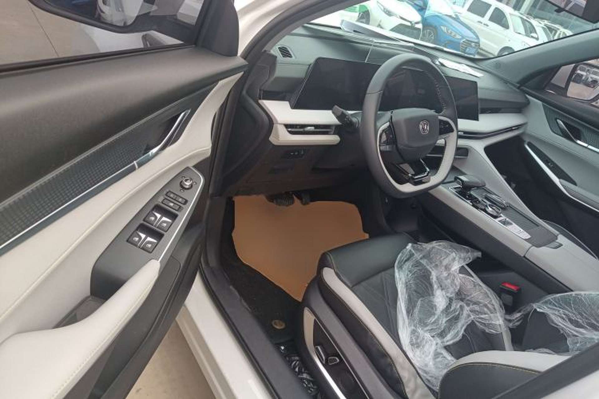 Used CHANGAN CS75 PLUS 2023 3rd Generation 1.5T Automatic Prestige Model Driver Seat