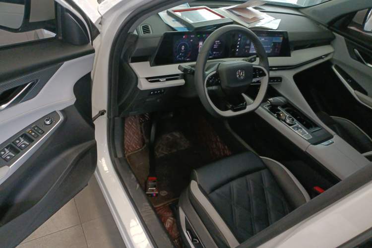 Used CHANGAN CS75 PLUS 2023 3rd Generation 2.0T Automatic Prestige Version Driver Seat
