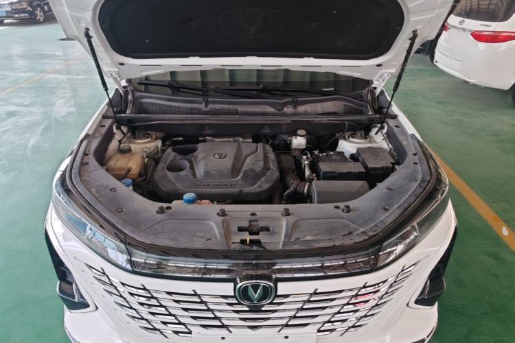 Used CHANGAN CS75 PLUS 2023 3rd Generation 1.5T Automatic Pilot Model Engine Bay