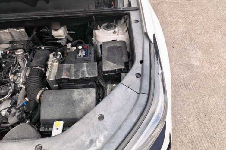 Used CHANGAN CS75 PLUS 2023 2nd Generation 1.5T Automatic Elite Version Engine Bay Left