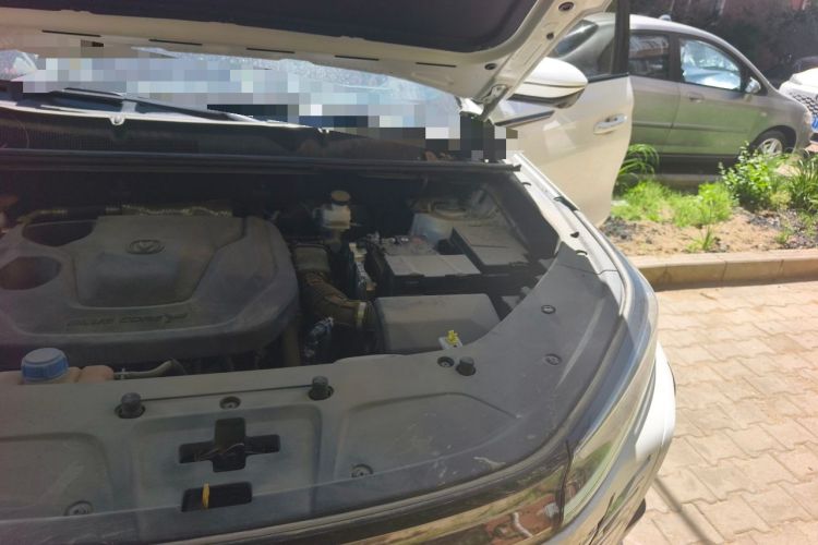 Used CHANGAN CS75 PLUS 2023 3rd Generation 1.5T Automatic Prestige Model Engine Bay Left