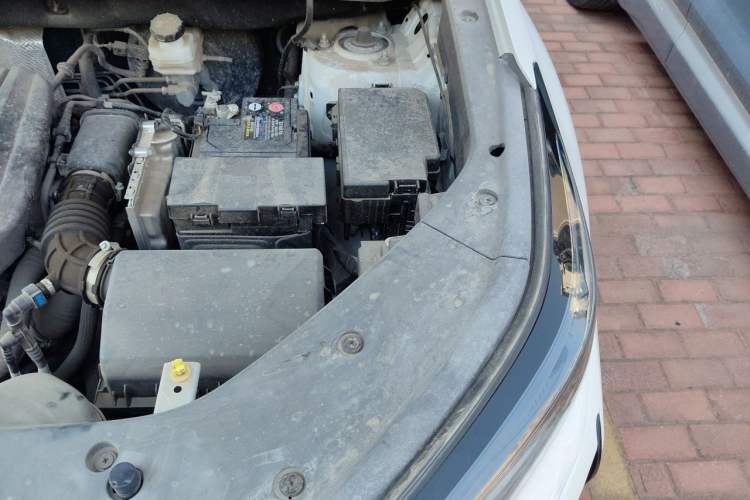 Used CHANGAN CS75 PLUS 2023 3rd Generation 1.5T Automatic Prestige Model Engine Bay Left