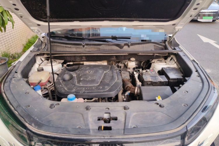 Used CHANGAN CS75 PLUS 2023 3rd Generation 1.5T Automatic Prestige Model Engine Bay
