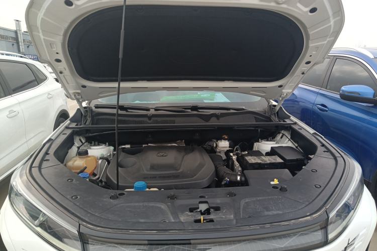 Used CHANGAN CS75 PLUS 2023 3rd Generation 1.5T Automatic Prestige Model Engine Bay