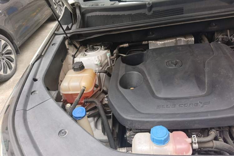Used CHANGAN CS75 PLUS 2023 3rd Generation 1.5T Automatic Pilot Model Engine Bay Right