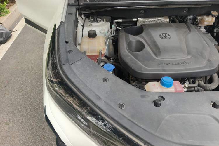 Used CHANGAN CS75 PLUS 2023 3rd Generation 1.5T Automatic Pilot Model Engine Bay Right