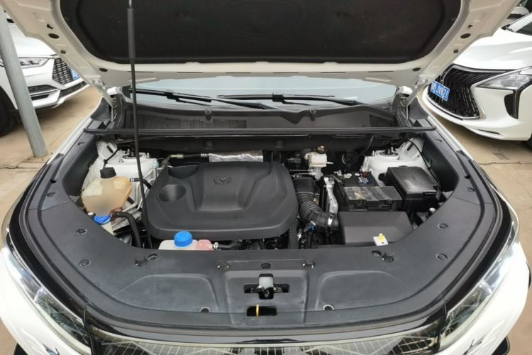 Used CHANGAN CS75 PLUS 2023 3rd Generation 1.5T Automatic Prestige Model Engine Bay