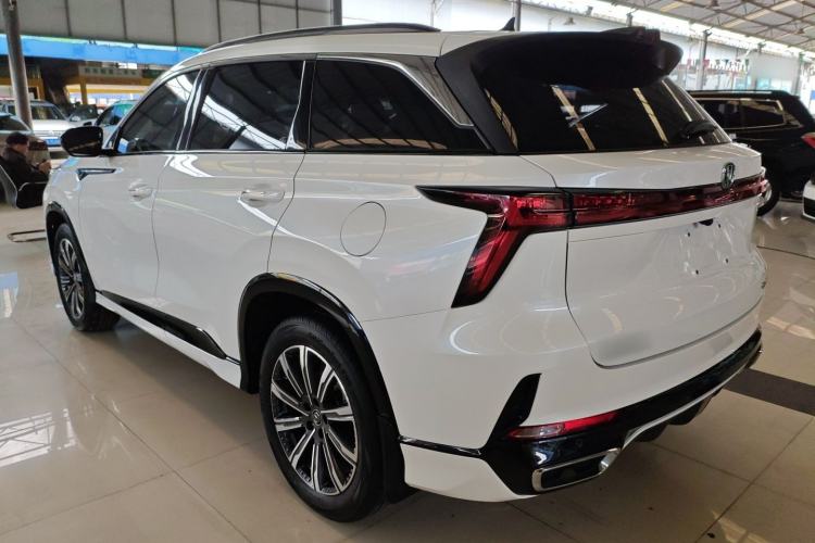 Used CHANGAN CS75 PLUS 2023 3rd Generation 1.5T Automatic Prestige Model Exterior 2