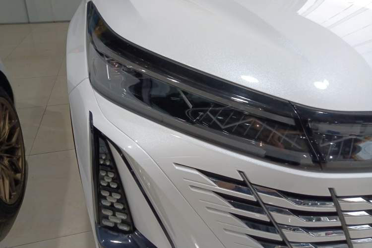 Used CHANGAN CS75 PLUS 2023 3rd Generation 2.0T Automatic Prestige Version Exterior 3