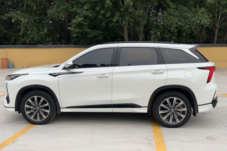 Used CHANGAN CS75 PLUS 2023 3rd Generation 1.5T Automatic Prestige Model Exterior 3